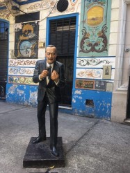 Monumento a Astor Piazzolla, Abasto