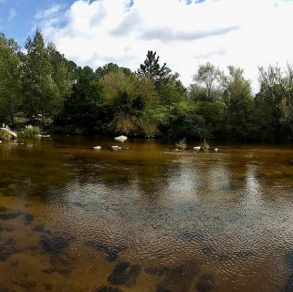 Recorriendo el pueblo de Los Reartes