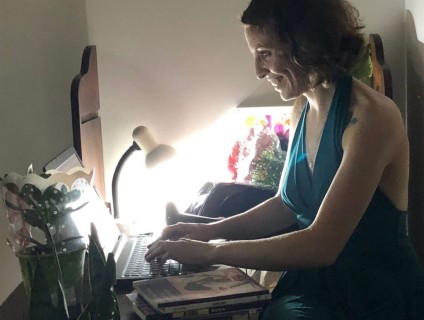 Librera: la pausa de acompañar la lectura