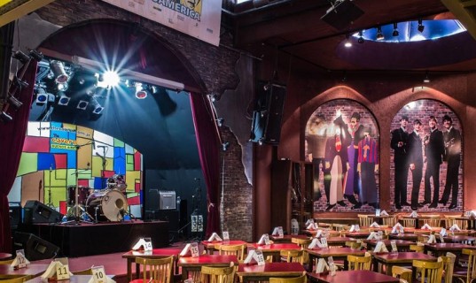 Cuando éramos fabulosos: The Cavern Buenos Aires
